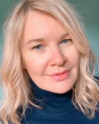 Nineties pop legends look unrecognisable 27 years after huge hit, husband's  health struggles and new career