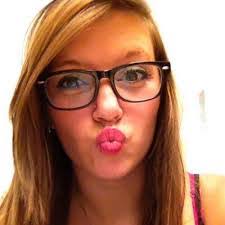 Alyssa Hewitt's Instagram, Twitter & Facebook