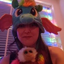 Selma Jansen's Instagram, Twitter & Facebook