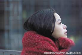 来秋の朝ドラヒロイン趣里が全裸ダッシュ！？菅田将暉との共演作「生きているだけで、愛。」で魅せる心身共にさらけだした芝居を超えた演技｜スカパー！:  スポーツ＆音楽ライブ、アイドル、アニメ、ドラマ、映画など