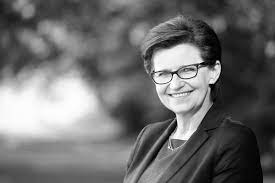 Anna wasilewska is a polish politician. Nnerpwuwepepvm