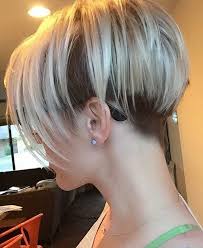 Undercut Pixie Bob Love The Contrasting Colours Thick Hair Styles Hair Styles Pixie Undercut Hair
