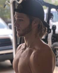 Gabrielle Locke's Instagram, Twitter & Facebook