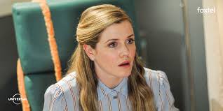 The Inbetween Aussie Harriet Dyer On Playing A Crime Solving Clairvoyant