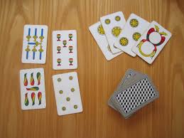 La soffitta di laa laa e po: Giochi di carte: scopa con accusa