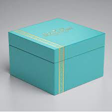 This board is an homage to the most creative boxes that cross our radar. Design A Gift Box For A Crown Cake Topper Weddings Birthdays Births Product Packaging Contest 99designs