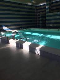 Breakfast (included in price), lunch (lei 31/pers/day), dinner (lei 21/pers/day), half board (lei 52/pers/day) and. Hotel Codru Moma Din Statiunea De Tratament Moneasa