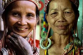 Selain itu, kita juga memiliki kekayaan seni dan budaya yang sangat beragam dari sabang sampai merauke. Macam Macam Adat Istiadat Indonesia Dari Berbagai Daerah