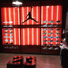 That main road got foodbridge right? Hoops Station Sunway Pyramid Outlet Lg 1 71 Opening Facebook