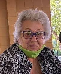 Roberta Horne's Instagram, Twitter & Facebook