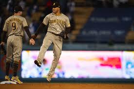 Here's what you need to know to watch san diego padres games on television for free for the 2021 season. Padres Vs Dodgers Live Stream How To Watch Sunday Night Baseball On Espn Via Live Online Stream Draftkings Nation