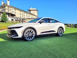 Image result for Oxygen White 2023 Crown