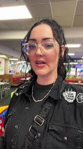 Audra Hayden's Instagram, Twitter & Facebook