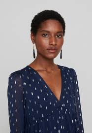 Die kollektion sprüht vor lebensfreude: Naf Naf Foil Cocktailkleid Festliches Kleid Bleu Marine Dunkelblau Zalando De