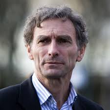 Rosenmöller neemt corruptie Curaçao onder de loep