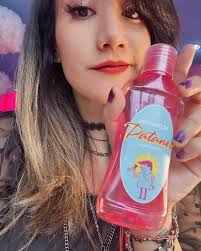 K A R O L • T A P I A •