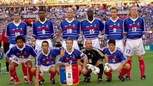Presentation equipe de france de football dans les competition euro 1984 euro 1988 euro 1992 euro 1996 euro 2000 euro 2004 euro 2008 euro 2012 buteurs passeurs. Euro 2020 Le Futur Maillot De L Equipe De France Inspire De 1998 Scan Sport