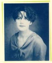 Elizabeth Fraser Cocteau Twins Women In Music Music Artists