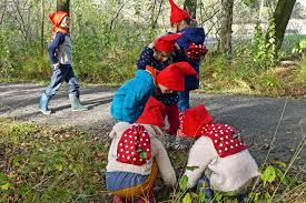 Afbeeldingsresultaat voor kinderen kabouters