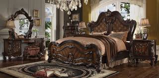 Versailles Traditional Wood Bedroom Set In Cherry Oak Elegant Ornate Design Queen Or King Size Bed D Bedroom Set King Bedroom Sets Traditional Bedroom Sets