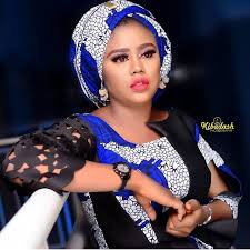 55 kg (121 lbs) blood type: The Biography Of Aisha Najamu Izzar So Age Wiki Net Worth Husband Profile Uzomedia Tv