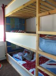 Pin Von Nadine Gertje Auf Bauen Dreifache Etagenbetten Etagenbett Kinder Und Etagenbett