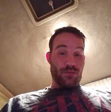 Is my 2-stroke engine experiencing a rich or lean bog?