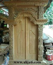 Pintu gebyok ukir minimalis terbaru spesifikasi pintu gebyok : Spesifikasi Gebyok Pintu Rumah Minimalis Modern