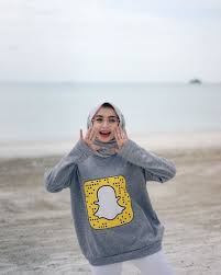 Foto remaja putri cantik berhijab ririhijabers silahkan kunjungi postingan foto cewek2 cantik lucu berhijab anak sekolah untuk membaca artikel selengkapnya dengan klik 7 remaja sma yang super cantik cantiknya keterlaluan kaskus. Keren Tapi Tetap Sopan Ini 9 Pose Foto Candid Buat Cewek Berhijab