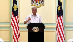 Kuala lumpur, oct 26 — senior minister datuk seri ismail sabri yaakob said today that the top offence during the recovery movement control order (rmco) is still individuals failing to wear face masks. Government Says No Need To Wear Face Mask In Private Vehicles Auto News Carlist My