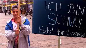 Impfen ist da die lösung. Ich Bin Schwul Habt Ihr Fragen Soziales Experiment Youtube