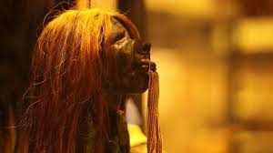 Pasar a venezuela en este momento sería una subida del precio. El Origen De La Macabra Practica De La Tribu Shuar De America Del Sur De Reducir La Cabeza De Sus Enemigos Bbc News Mundo