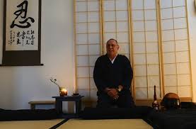 Sie war meditationsmeisterin und nonne in der. Vom Top Manager Zum Zen Trainer Alles In Buddha Stuttgart Stuttgarter Nachrichten