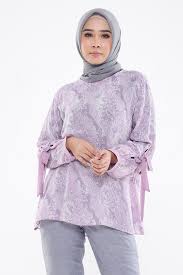 Aman dan cepat hanya di bukalapak. 60 Model Baju Batik Wanita Modern Kombinasi Terbaru 2020 Bergaya
