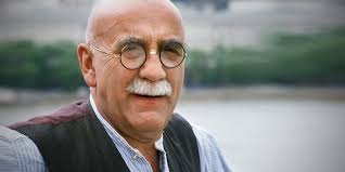 Warren Mitchell