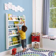 Ideas Geniales Para Organizar Los Libros En El Cuarto De Los Ninos Libreros Para Ninos Cuarto De Los Ninos Habitaciones Infantiles