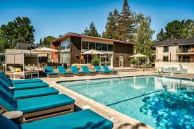 Menlo Park, California 1, 2 and 3 Bedroom Apartments near Menlo Park