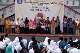 Mi pregunta es hay algún comando para saber la ip y puerto que se está utilizando. Sman 2 Kota Tangerang Selatan Sman 2 Kota Tangerang Selatan
