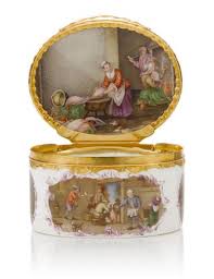 C1770 80 A Gold Mounted Oval Snuff Box Possibly Tournai Circa 1770 80 Sold For 9 000 Us 11 746 Inc Premium In 2020 Box Trinket Boxes Polychrome