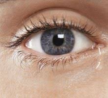 L'apparition de douleur chez les jeunes peut être déclenchée par la migraine, une augmentation de la pression intracrânienne, un dysfonctionnement autonome. Oeil Qui Pleure Tout Savoir Sur Le Larmoiement