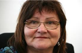 Žena poslanca OĽANO má množstvo firiem, mimovládok, deti poberajú tisíce od  štátu