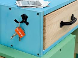 Danach muss man die türen fixieren. Designer Mobel Selber Bauen Kisten Kommode Hochstapler Mein Eigenheim