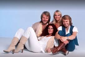 Listen to dancing queen, mamma mia and more from abba. Abba Fans Reagieren Auf Erneutes Versprechen Neuer Songs