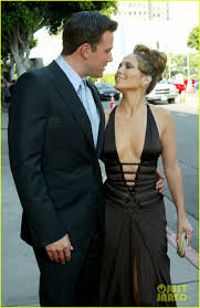 Shutterstock (2) last month, lopez split from fiancé alex rodriguez, they announced on april 15 with a joint statement to today. Ben Affleck Jennifer Lopez Photographed On Vacation Source Reveals It S All Been Quick Intense Photo 4554476 Ben Affleck Jennifer Lopez Pictures Just Jared