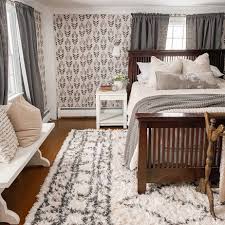 So in order to help you out, we've given you a little bedroom inspo and how to recreate the looks! Cozy Farmhouse Guest Bedroom Refresh On A Budget