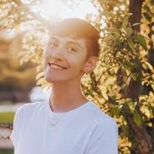 Helly Patel (@HellyPatel21)