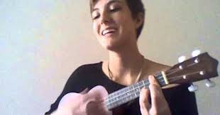 La Vie En Rose Lyrics How I Met Your Mother La Vie En Rose Ukulele Caitlin Leow This Girl Is Amazing Such A Pretty Voice Makes Me Want To Play The Ukulele Ukulele Ukulele Music Ukelele