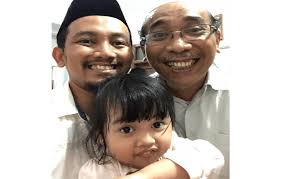 Profil Ainun Najib, Pemuda NU yang Disebut Jokowi, Punya Jabatan di Grab  Singapura