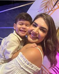 Anny Araújo (@annyaraaujo__) • Instagram photos and videos