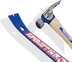 The wood handle framing hammer has a magnetic nail set in the metal head to help you work more productively. Vaughan Manufacturing Tool Manufacturing